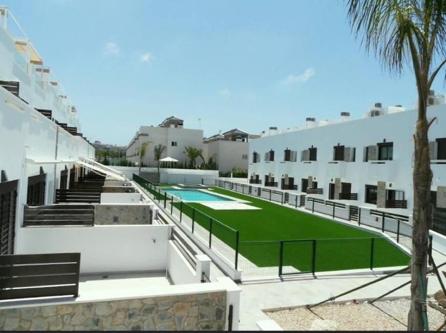 Bahia Homes Торрев'єха Екстер'єр фото