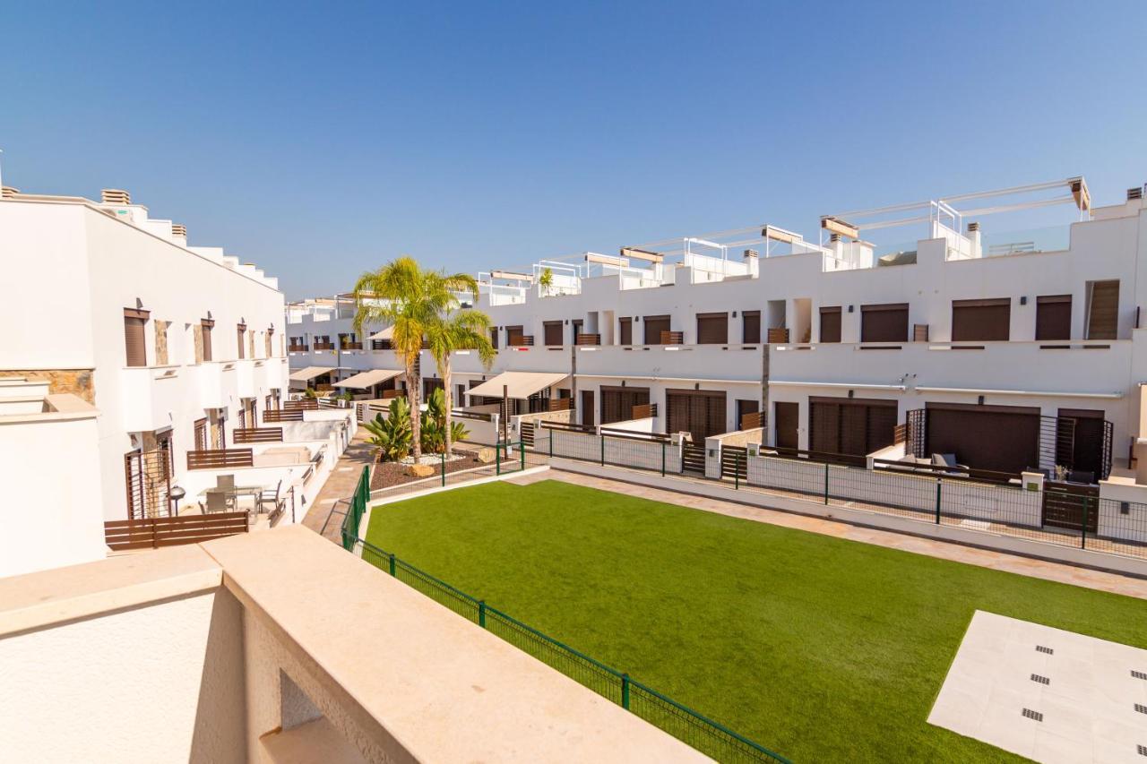 Bahia Homes Торрев'єха Екстер'єр фото
