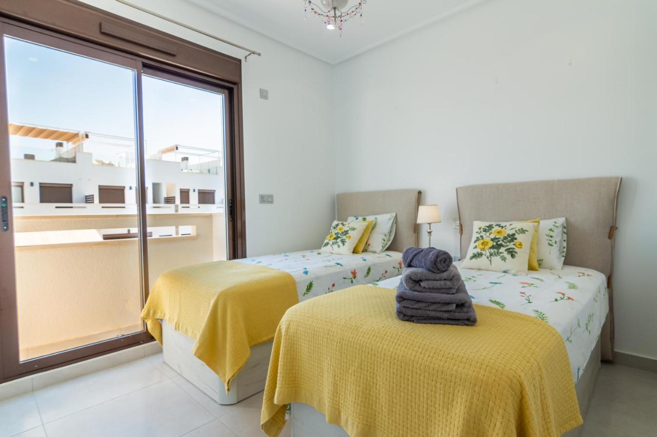 Bahia Homes Торрев'єха Екстер'єр фото