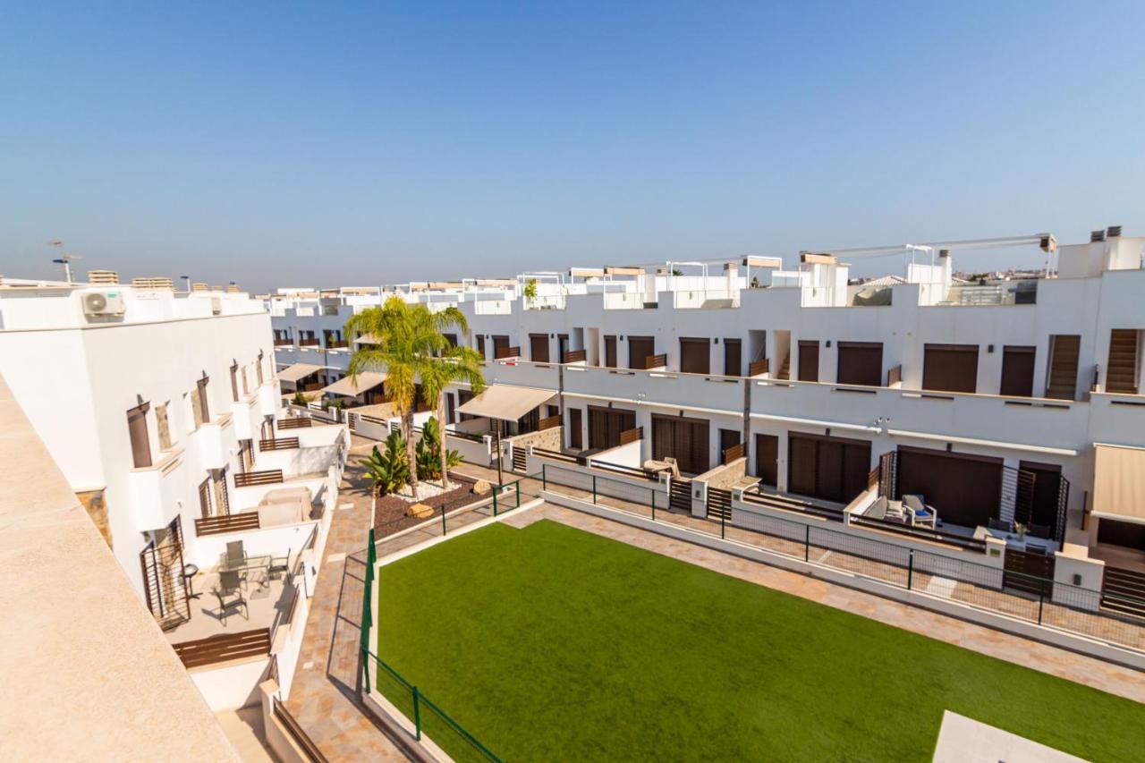Bahia Homes Торрев'єха Екстер'єр фото