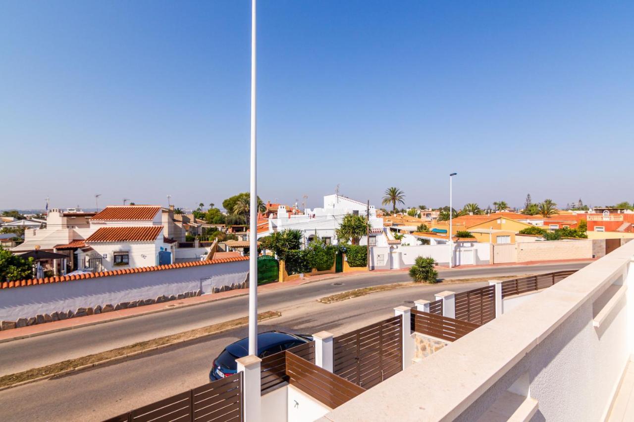Bahia Homes Торрев'єха Екстер'єр фото